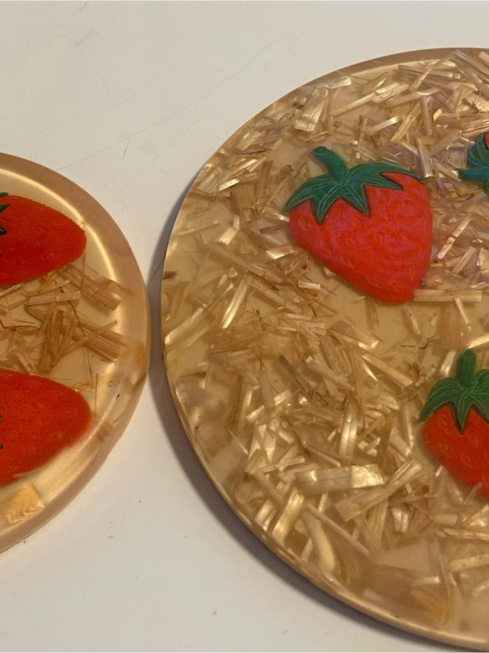 70s Vintage Lucite Trivet set with Strawberries